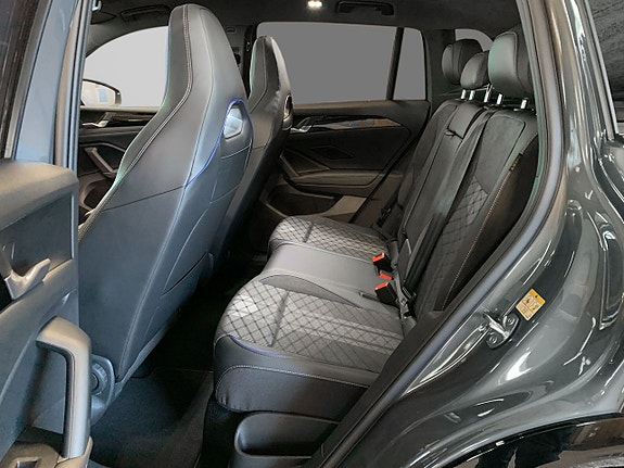 Volkswagen Tiguan 11 of 12