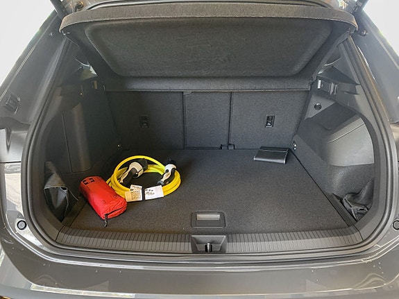 Volkswagen Tiguan 10 of 12