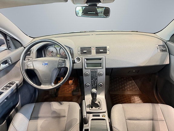 Volvo V50 7 of 7