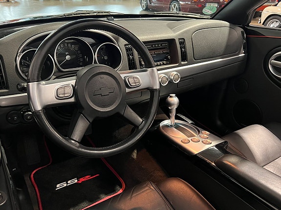 Chevrolet SSR 7 of 10