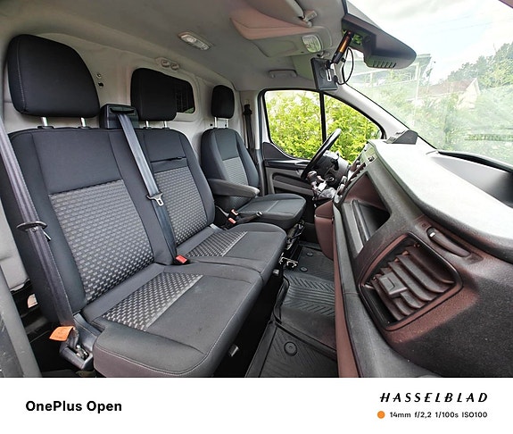 Ford Transit Custom 6 of 27