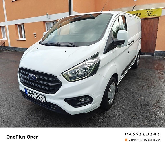 Ford Transit Custom 3 of 5