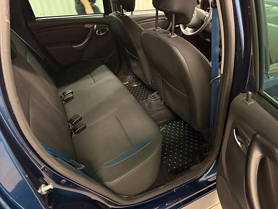 Dacia Duster 8 of 20