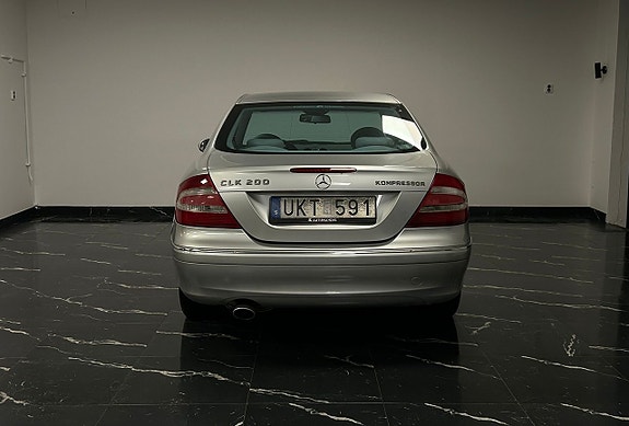 Mercedes-Benz CLK200 5 of 5