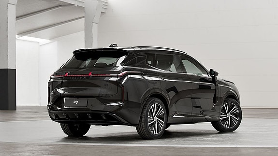 Lynk & Co 08 2 of 5