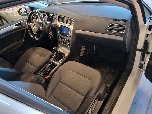 Volkswagen Golf-Serie 12 of 30