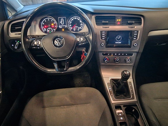 Volkswagen Golf-Serie 10 of 30
