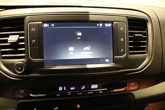 Opel Vivaro 12 of 12