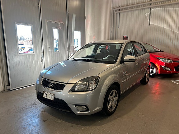 Kia Rio 3 of 5