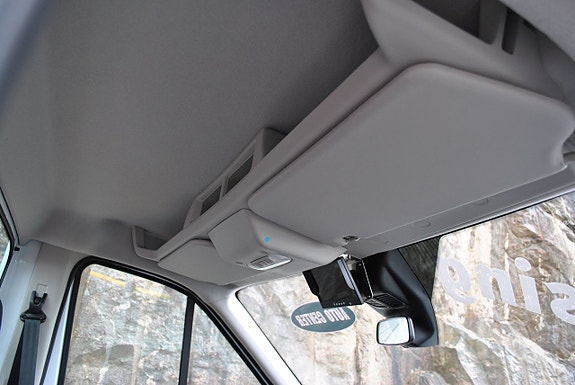 Ford Transit 12 of 20