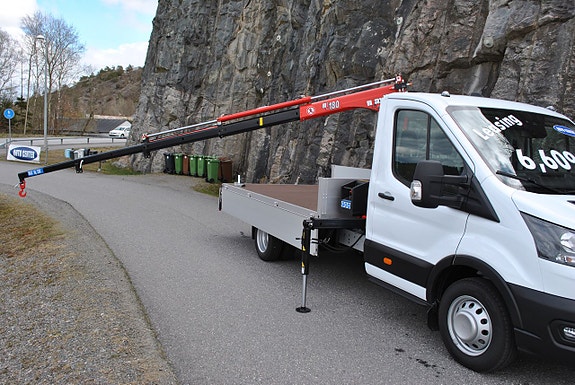 Ford Transit 3 of 5