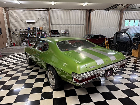 Pontiac Tempest 7 of 22
