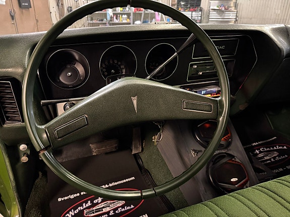 Pontiac Tempest 12 of 22