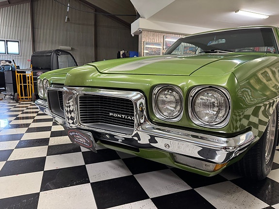 Pontiac Tempest 3 of 22