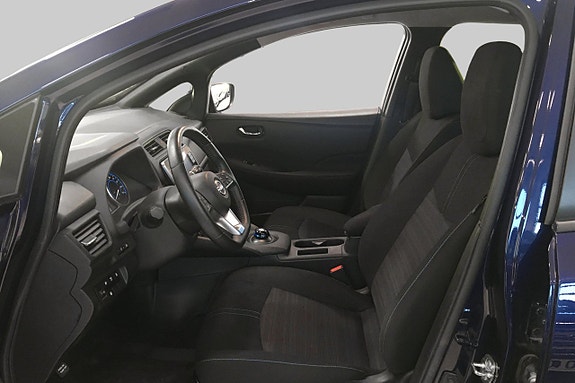 Nissan Leaf 8 of 12