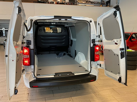 Citroen E-Jumpy 6 of 17