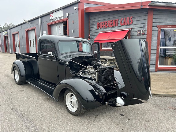 Chevrolet Pickup rod 9 of 12