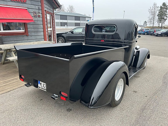 Chevrolet Pickup rod 6 of 12