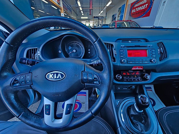 Kia Sportage 15 of 15