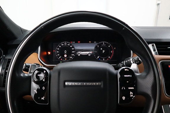 Land Rover Range Rover Sport 22 of 28