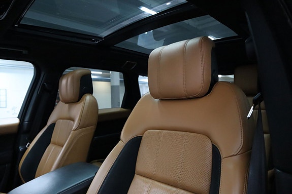 Land Rover Range Rover Sport 17 of 28