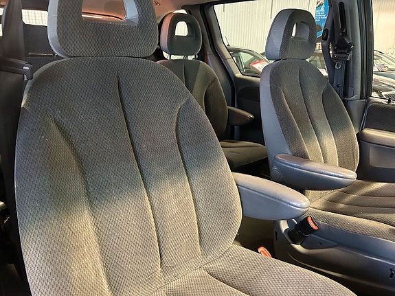 Chrysler Voyager 12 of 15
