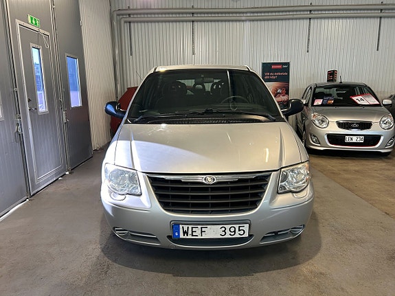 Chrysler Voyager 3 of 15