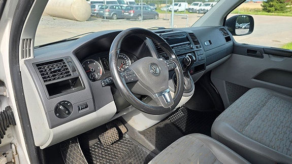 Volkswagen Transporter 7 of 11