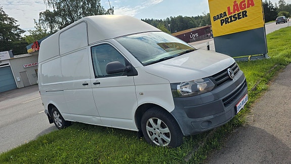 Volkswagen Transporter 3 of 5