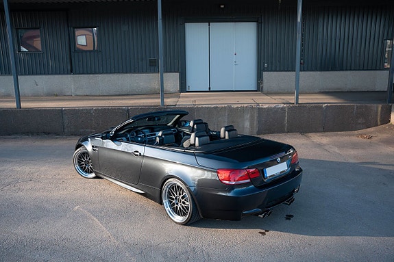 BMW M3 4 of 5