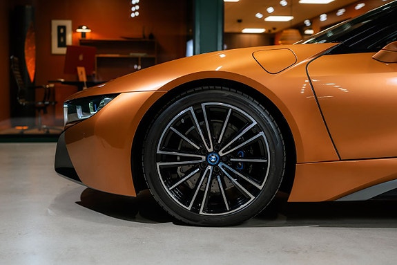 BMW i8 4 of 27