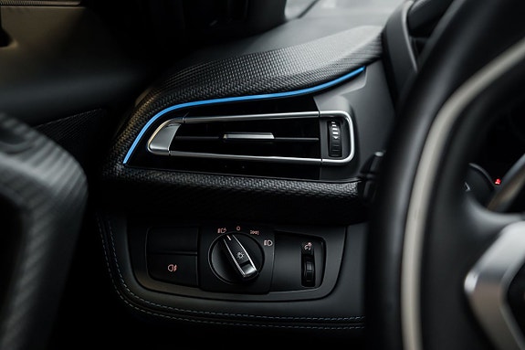 BMW i8 23 of 27