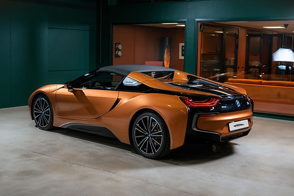 BMW i8 9 of 27