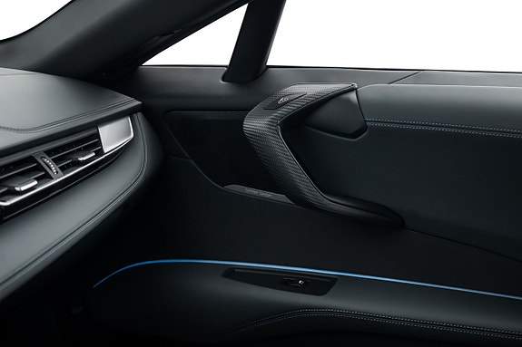 BMW i8 22 of 27