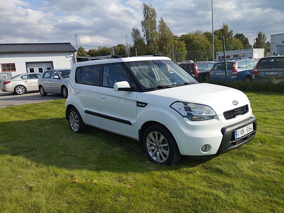 Kia Soul 2 of 5