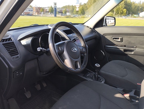 Kia Soul 10 of 12