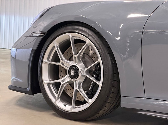 Porsche 911 10 of 28