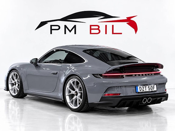 Porsche 911 4 of 27