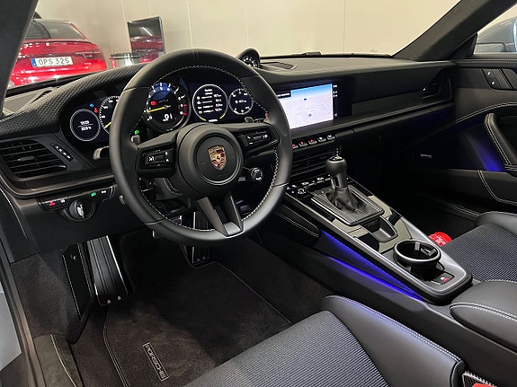 Porsche 911 17 of 28