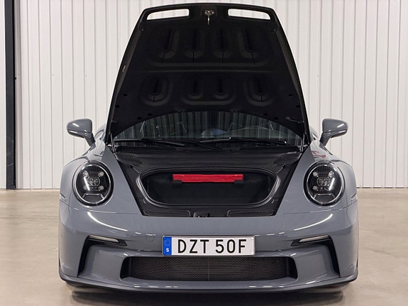 Porsche 911 28 of 28
