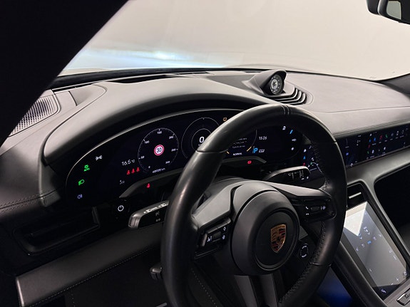 Porsche Taycan 4S 4 of 16