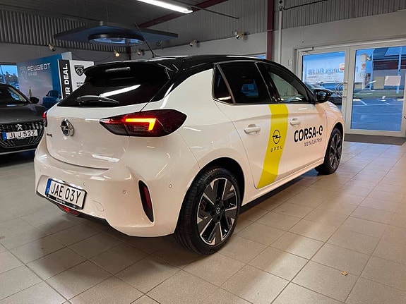 Opel Corsa-e 2 of 5