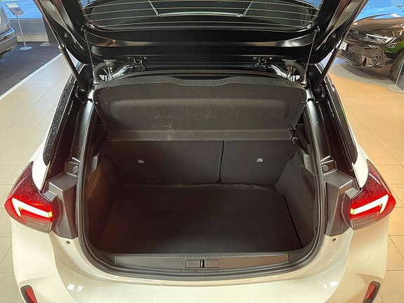 Opel Corsa-e 16 of 16