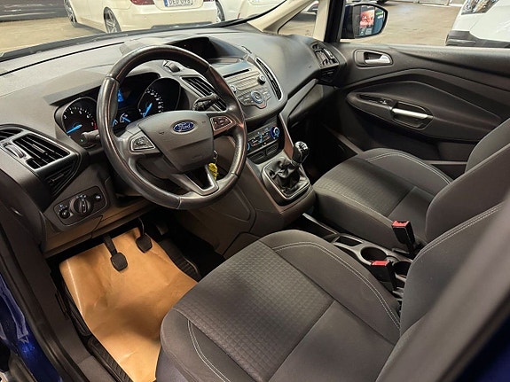 Ford C-Max 9 of 24