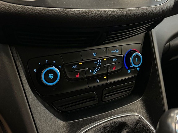 Ford C-Max 17 of 24