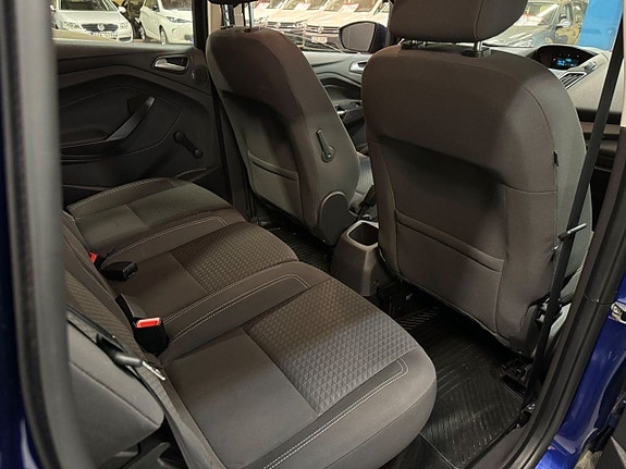 Ford C-Max 10 of 24