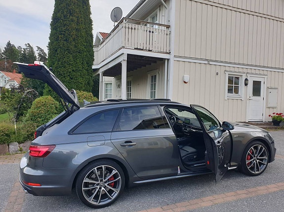 Audi S4 12 of 30