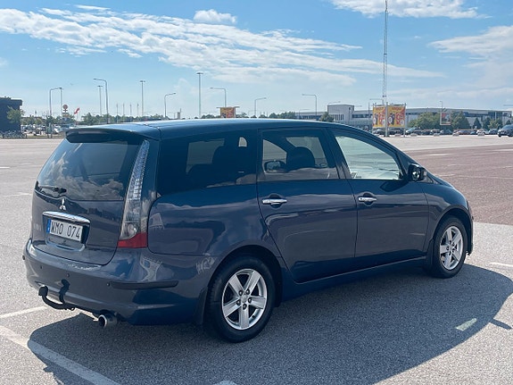 Mitsubishi Grandis 3 of 3