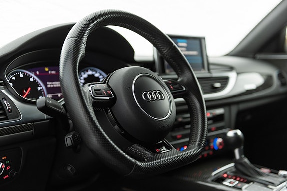 Audi RS6 12 of 23