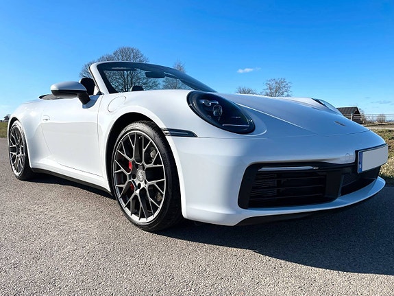 Porsche 911 4 of 5